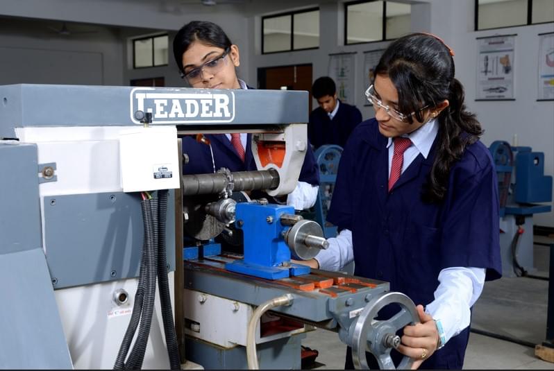 Jawahar Education Society's Institute of Technology Management & Research Nashik Workshop photo 1